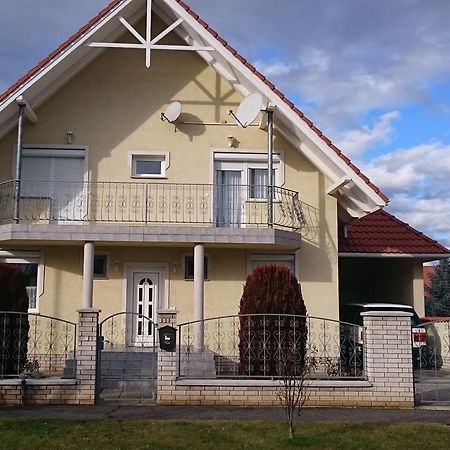 Natalie Appartment Bük Εξωτερικό φωτογραφία