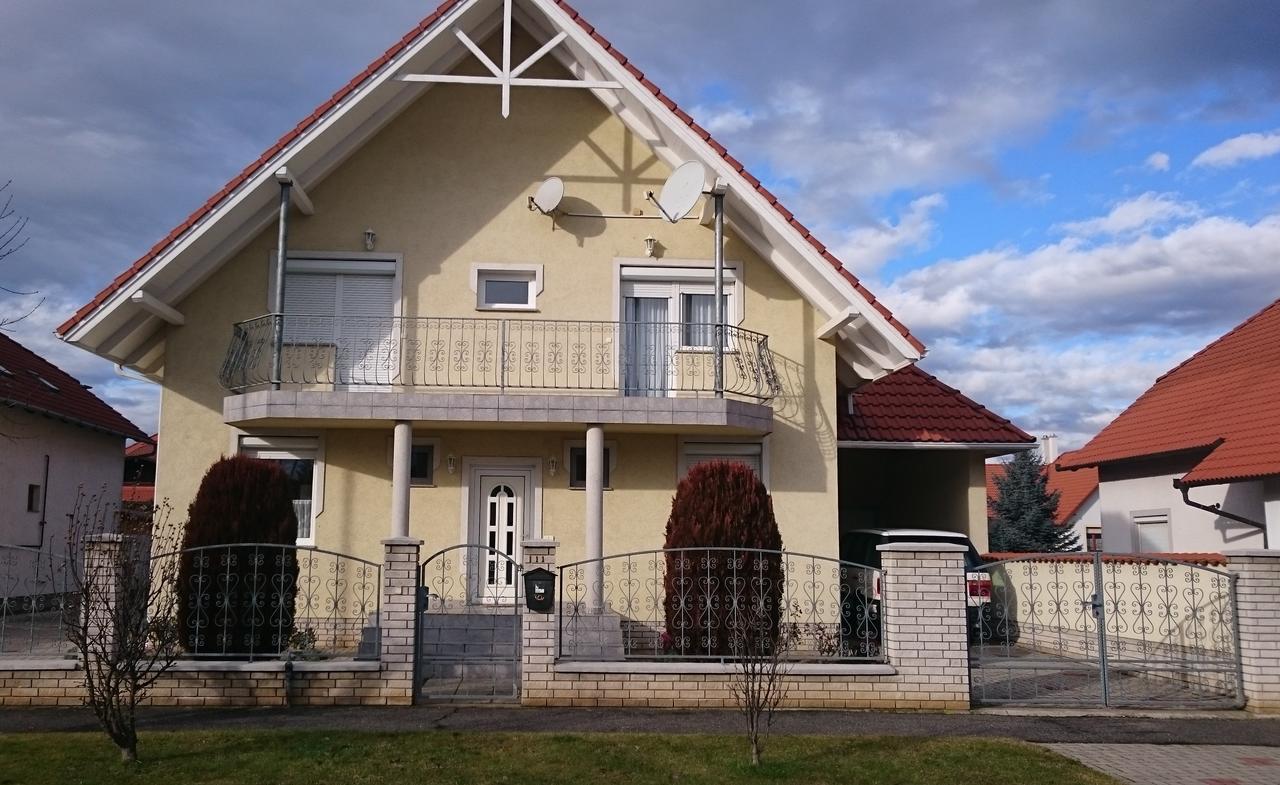 Natalie Appartment Bük Εξωτερικό φωτογραφία